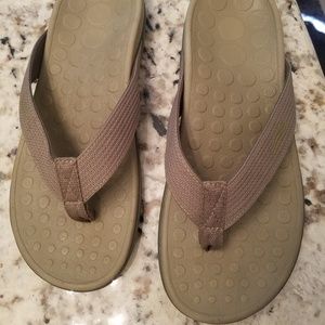 Vionic Orthaheel shoes